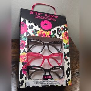 3 Pairs Betsey Johnson Cat Eye Reading Glasses +2.00 NIB